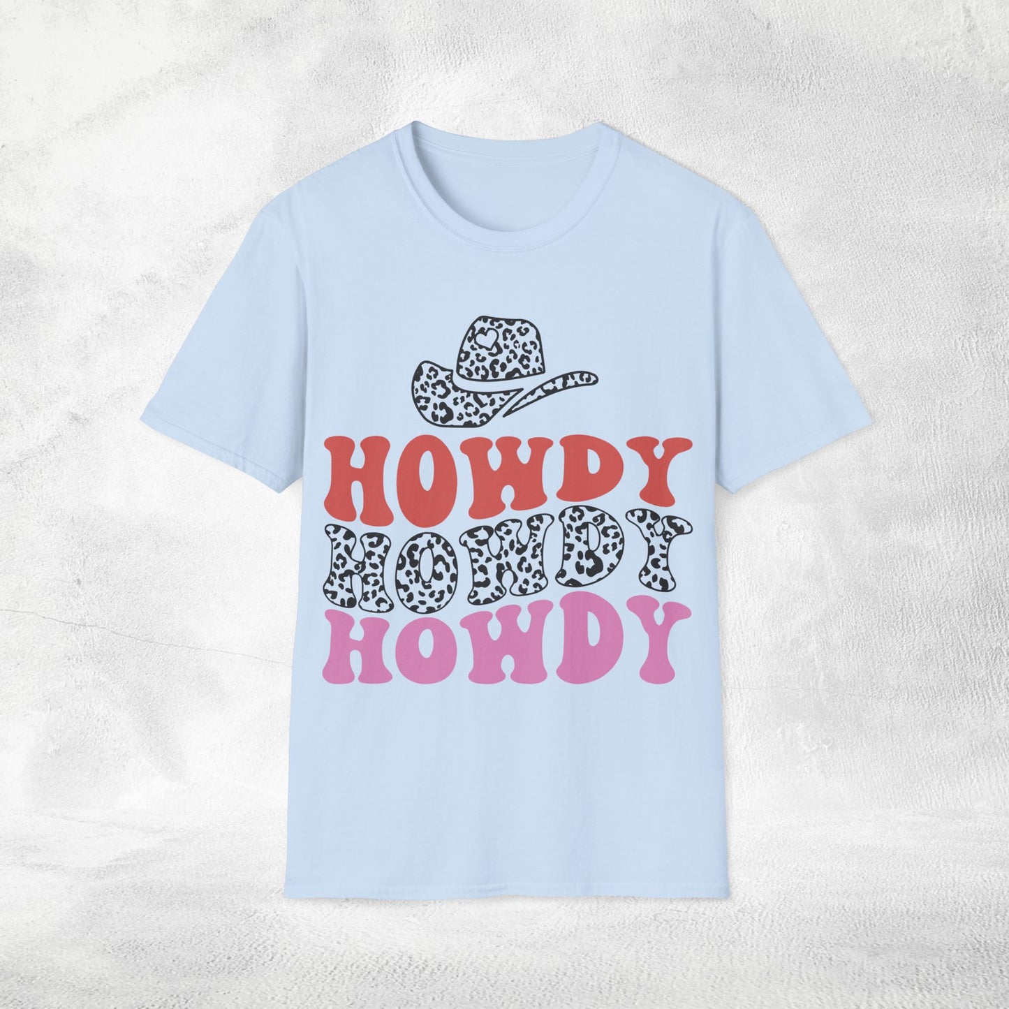 Women's shirt howdy vacation tee
