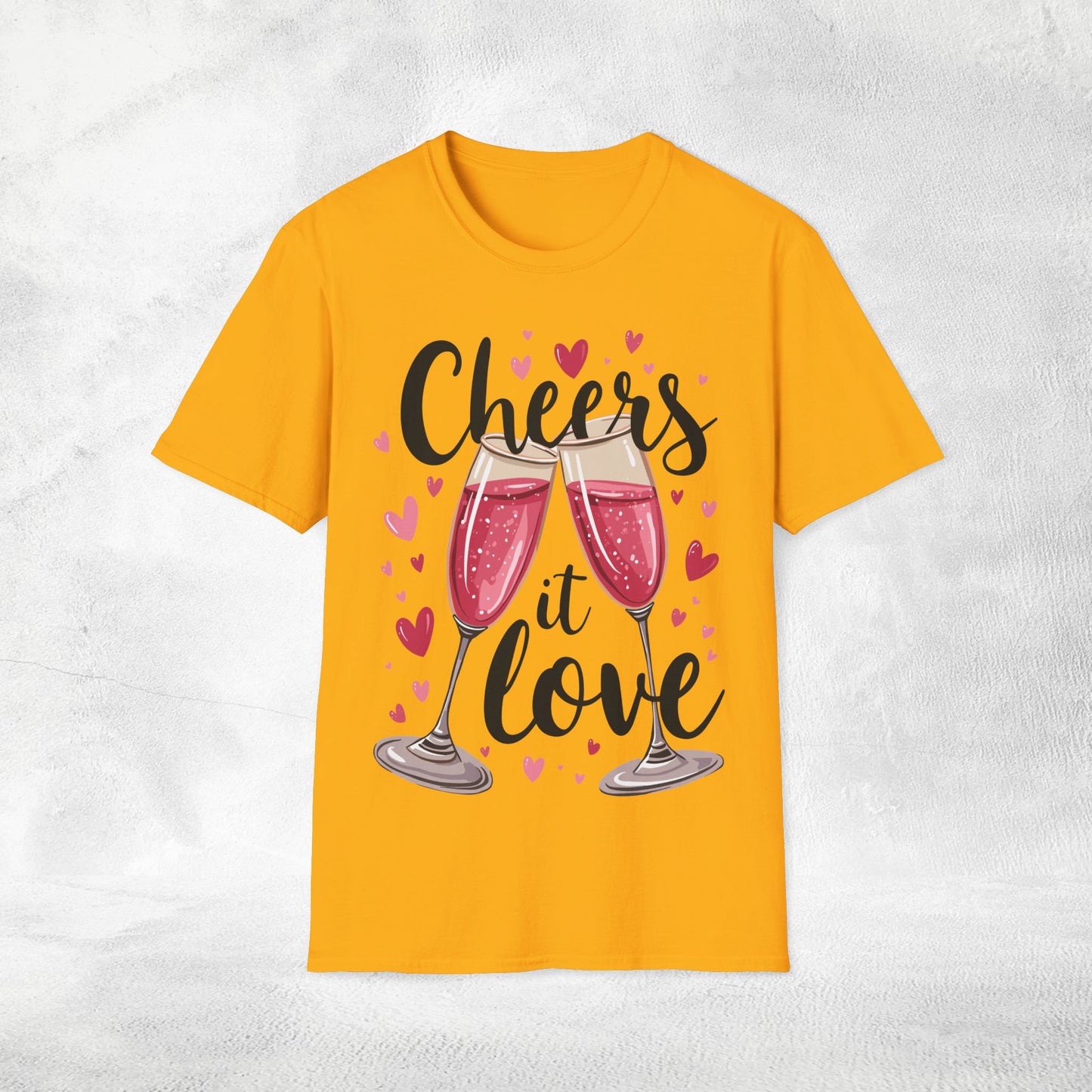 Women's T-Shirt Cheers it love bachelorette party