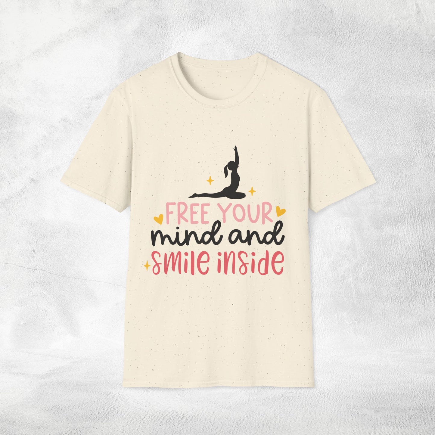 Women's yoga shirt free your mind and smile inside